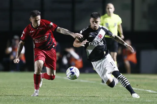 Vasco tenta vitória para se afastar da zona de rebaixamento