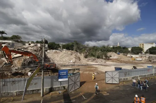 Devido a demolição, foram evacuados mais 700 imóveis em um raio de 150 metros