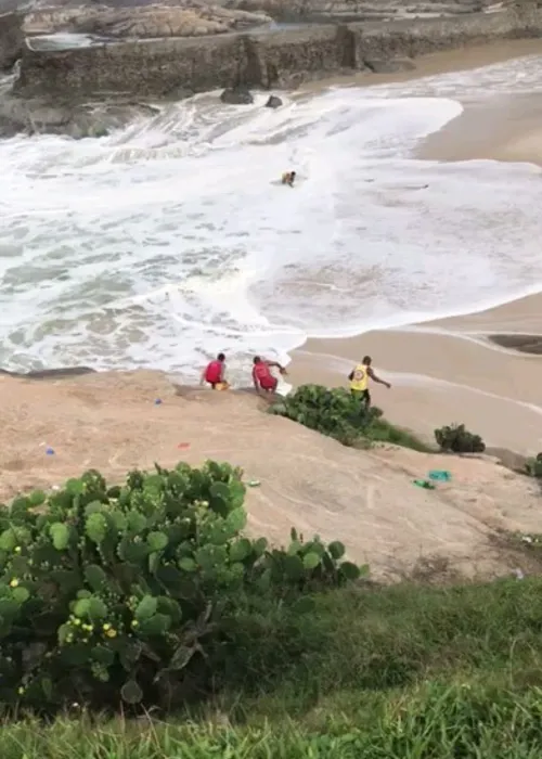 Segundo os bombeiros, caso aconteceu na manhã desta terça