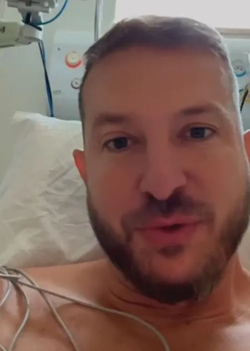 Delaroli fez um vídeo, na manhã desta sexta, no hospital