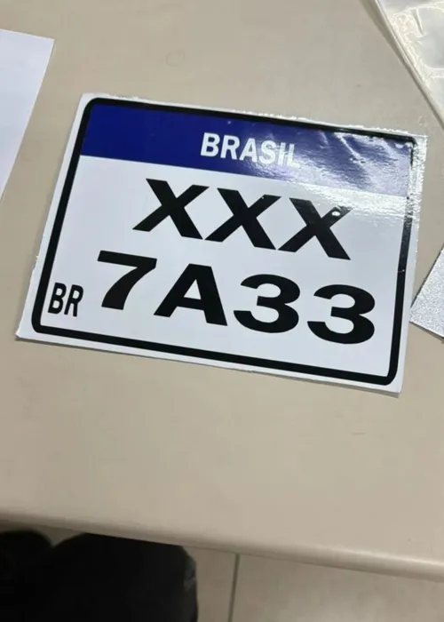 Placas não seguiam os padrões do Código Nacional de Trânsito