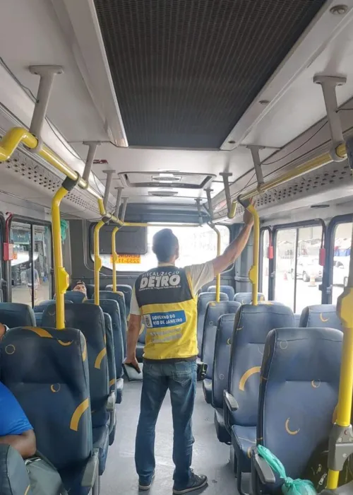 No total, 11 multas foram aplicadas em ônibus intermunicipais