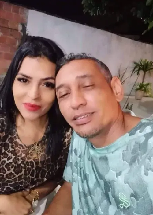 De acordo com um amigo próximo, o casal parecia ter uma relação tranquila