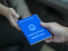 Mais de 1,1 mil vagas de emprego no Rio; veja como concorrer