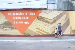 Imagem ilustrativa da imagem Agora vai? Placa do novo Cinema Icaraí anima população