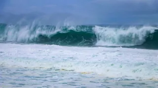 Imagem ilustrativa da imagem Alerta! Praias de Maricá terão ondas de até 4 metros