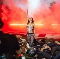 Imagem ilustrativa da imagem Anitta mostra ensaio de show no intervalo de jogo da NFL; vídeo