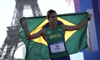 Imagem ilustrativa da imagem Brasil fatura primeira medalha da história na marcha atlética