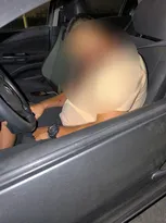 Imagem ilustrativa da imagem Homem é assassinado a tiros dentro de carro em Tanguá