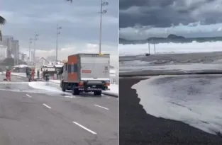 Imagem ilustrativa da imagem Mar invade orla do Leblon e muda rotina de pedestres; vídeo