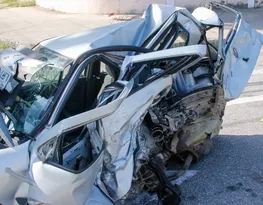 Imagem ilustrativa da imagem Morre motorista atingido em grave acidente em túnel de Niterói