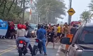 Imagem ilustrativa da imagem Torcedores de Flamengo e Peñarol brigam em praia do Rio