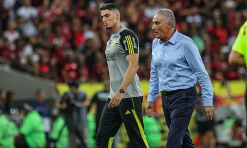 Tite optou pelos reservas e foi superado fora de casa