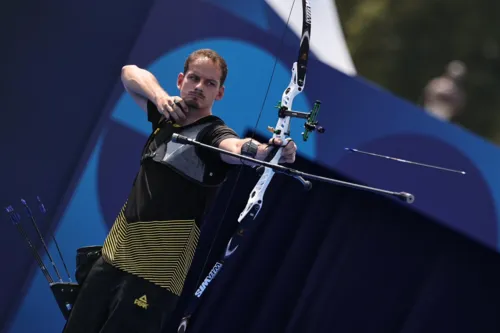 Marcus d’Almeida, de 26 anos, é o número 1 do ranking mundial de Tiro com Arco