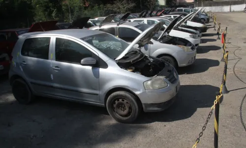 Os veículos podem ser visitados em área da Prefeitura, no Centro