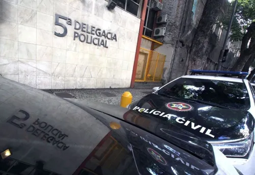 O motorista foi preso por policiais da 5ª DP (Mem de Sá)