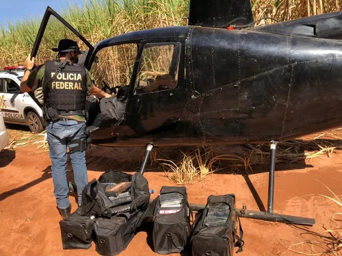 Investigação iniciou após queda de um helicóptero que transportava 164 kg de cocaína em São Paulo