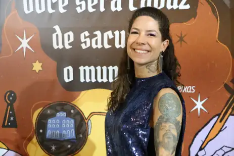 Dj Vivi Seixas abriu a noite da Festa Literária Internacional do Pelourinho