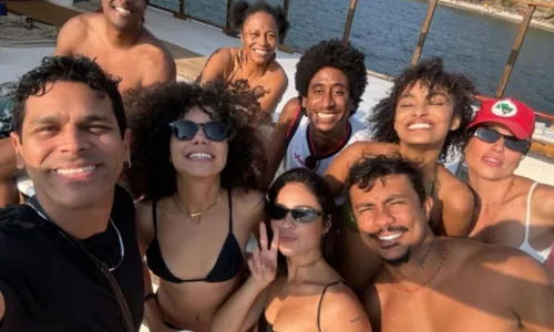 Artistas curtiram passeio de barco no Rio de Janeiro