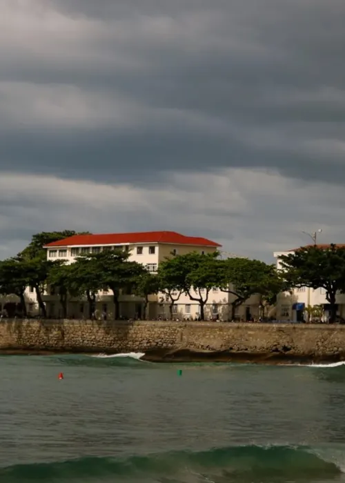 Haverá aumento de nebulosidade e há previsão de chuva fraca isolada no fim de semana