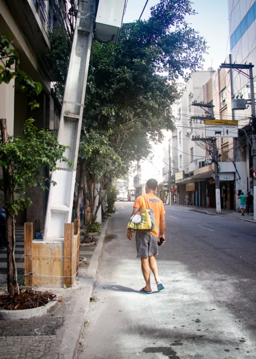 Estrutura tem gerado alerta entre os frequentadores da via