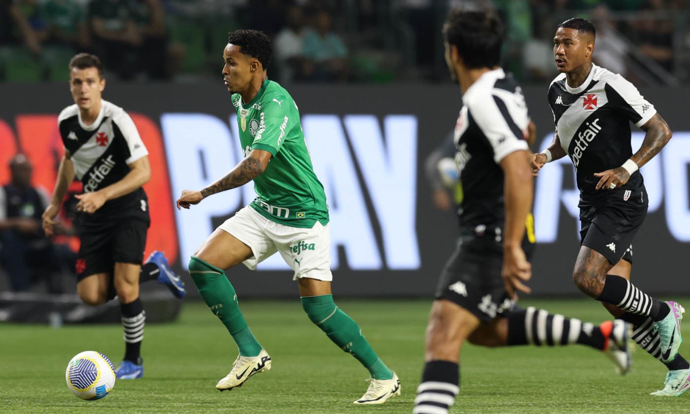 Em boa fase, Vasco enfrenta o Palmeiras em Brasília