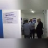 As novas instalações contam com uma sala de recepção acolhedora e cinco cadeiras