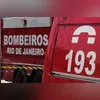 Caminhão subiu no veículo Renault Duster, que ficou completamente destruído