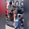 Bombeiros atenderam a vítima no local, que depois foi levada para o hospital