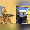 Foram encotradas 24 peças de roupas de diversas lojas diferentes