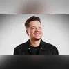 Imagem ilustrativa da imagem Rosto de cantor sertanejo fica desfigurado após ser agredido