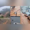 Imagem ilustrativa da imagem Vídeo mostra chuva com 'ondas' na Região Serrana