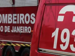 Grave acidente deixa mortos e feridos na Rio-Santos