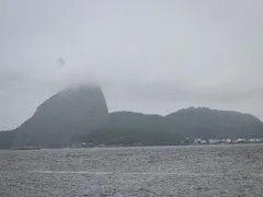 Frente fria com chuva e ventania no Rio de Janeiro