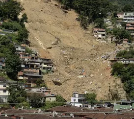 Obras suspensas após ossada humana ser achada em Petrópolis