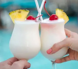 Piña Colada sem álcool para brindar no fim de semana