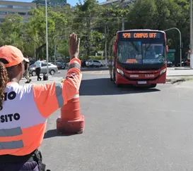 É hoje! Veja os ônibus que mudam de ponto no Centro de Niterói