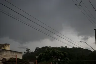 Imagem ilustrativa da imagem Após 'alerta extremo', vem mais chuva no Rio