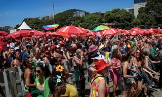 Imagem ilustrativa da imagem Carnaval com drones e mais de 400 blocos no Rio