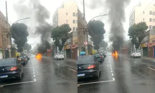 Imagem ilustrativa da imagem Carro pega fogo e interdita via na Zona Norte; vídeo