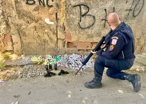 Imagem ilustrativa da imagem Criminoso é morto em troca de tiros com a PM em Niterói