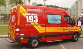 Imagem ilustrativa da imagem Bandido resgatado de dentro da ambulância dos bombeiros em Itaboraí