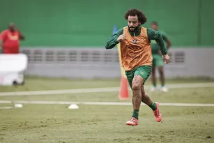 Imagem ilustrativa da imagem Fluminense rescinde com Marcelo após 'treta' com treinador