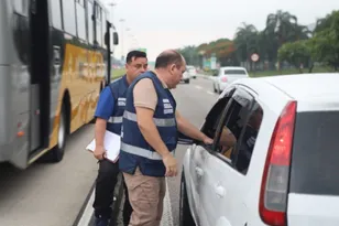 Imagem ilustrativa da imagem 'Pente-fino' contra motoristas de app que cobram mais caro para ligar ar-condicionado