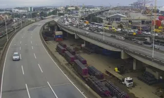 Imagem ilustrativa da imagem Ponte Rio-Niterói: saída pro feriadão tem fluxo intenso e acidente