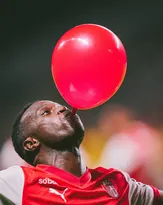 Imagem ilustrativa da imagem Vasco 'perde' jogador para o Benfica, de Portugal