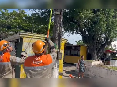 Técnicos da Ligth se preparam para interromper o fornecimento de energia