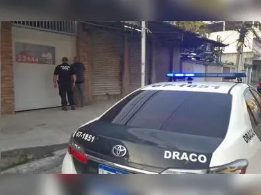 A operação conta com agentes da 39ª DP (Pavuna) e do 41º BPM