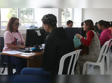 Da esquerda para direita: Júnior Rodrigues, Matilde Slaibi, Pedro Gomes, Daniella Lago e Antonio Marconi