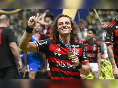 David Luiz se mostrou insatisfeito na maneira que foi conduzida sua saída do Flamengo